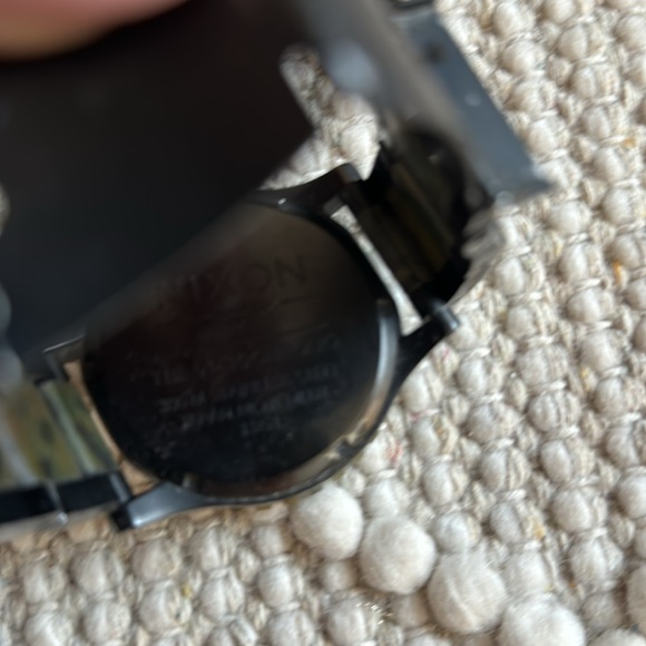 NIXON 51-30 camo watch - Picture 5 of 5